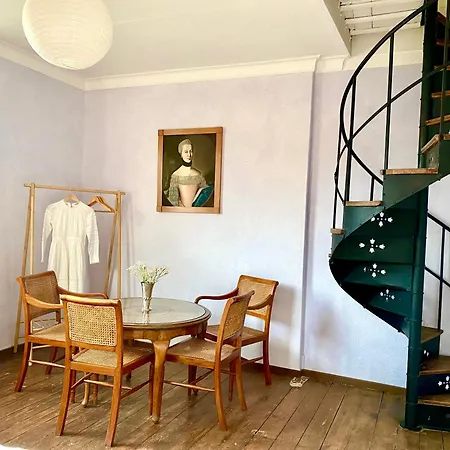 Turmwohnung Schloss Heldritt 아파트 바트로다흐